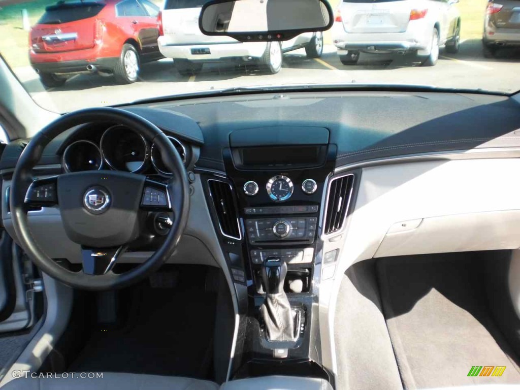 2009 Cadillac CTS -V Sedan Light Titanium/Ebony Dashboard Photo #55930230