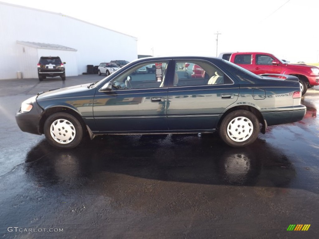 1998 Camry LE - Dark Green Metallic / Oak photo #4