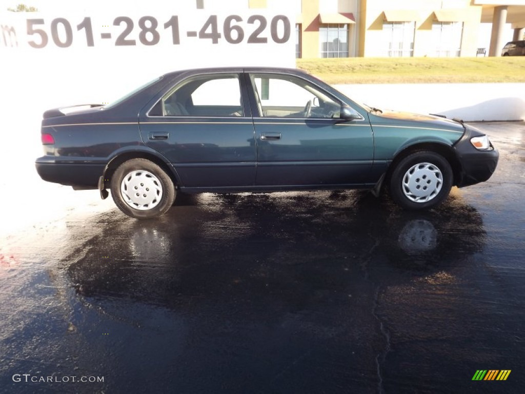 1998 Camry LE - Dark Green Metallic / Oak photo #8