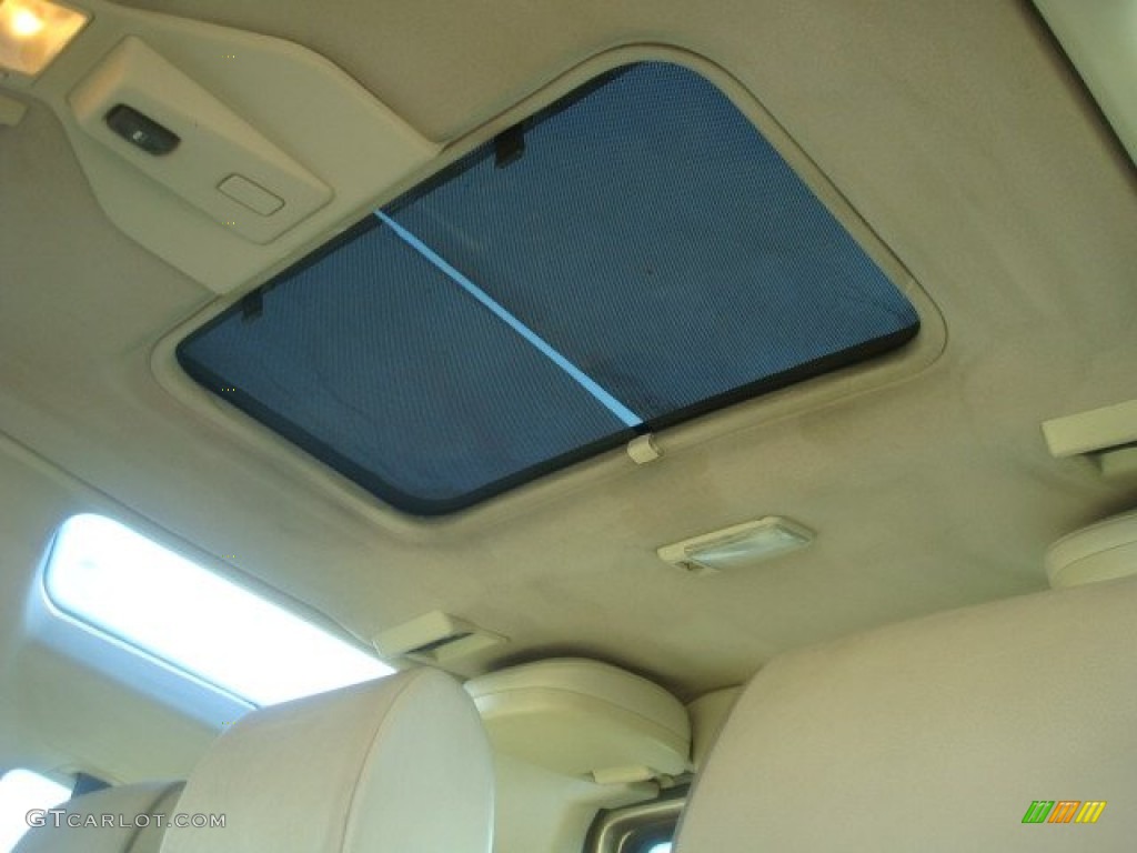 2001 Discovery II SE7 - White Gold Pearl Metallic / Bahama Beige photo #12