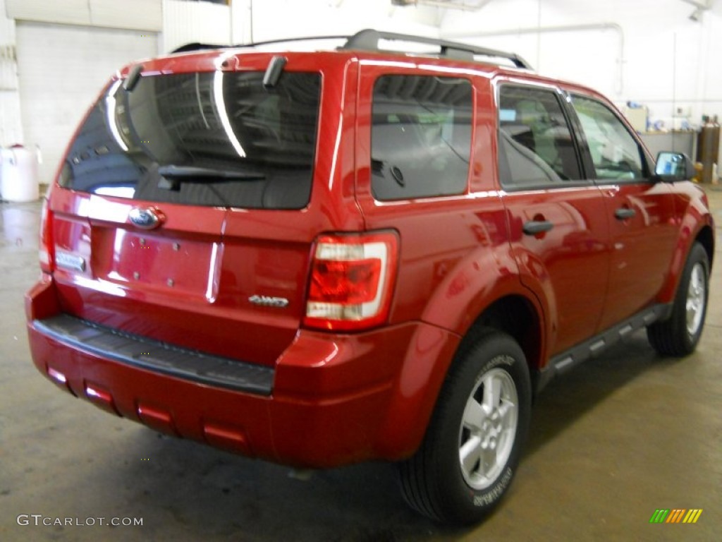 2009 Escape XLT 4WD - Sangria Red Metallic / Charcoal photo #2