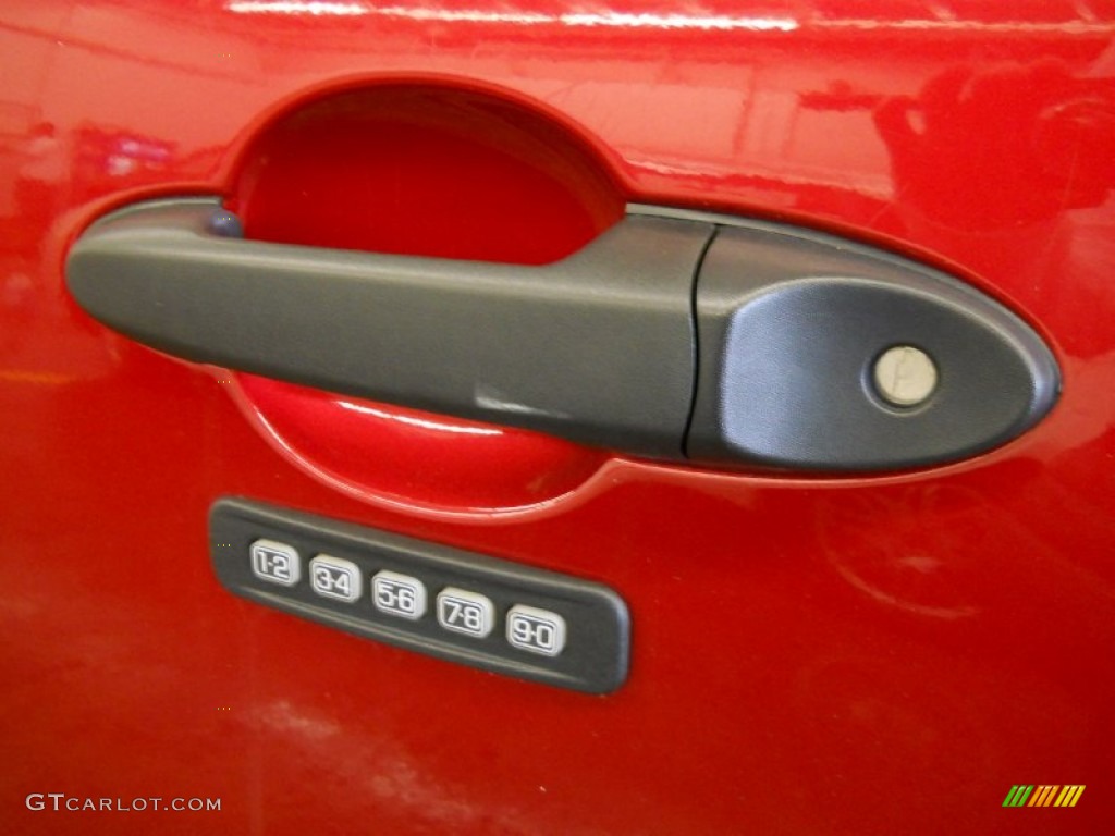 2009 Escape XLT 4WD - Sangria Red Metallic / Charcoal photo #4