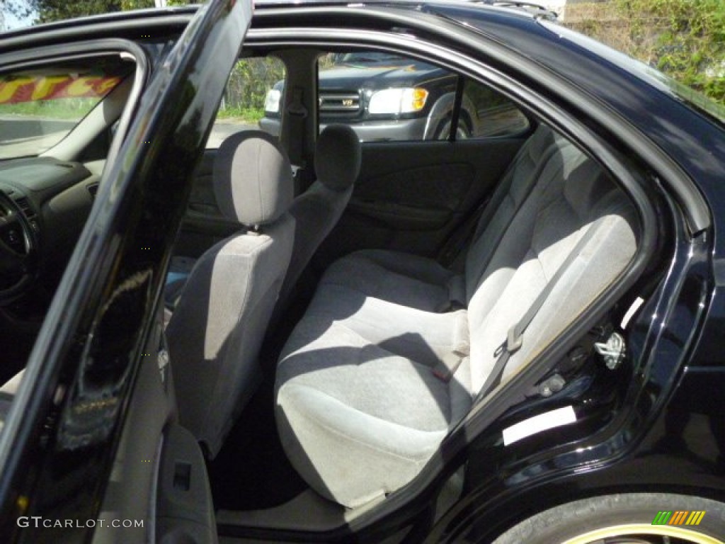 2001 Sentra XE - Blackout Black / Stone photo #19