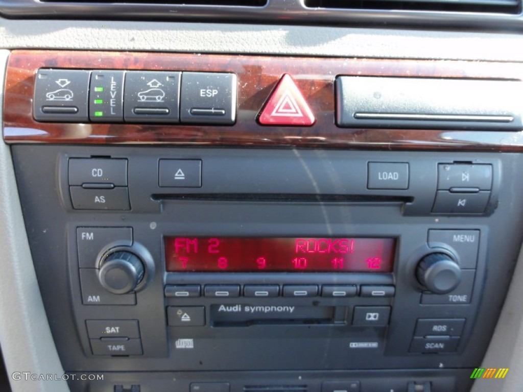 2005 Audi Allroad 2.7T quattro Audio System Photo #55935435