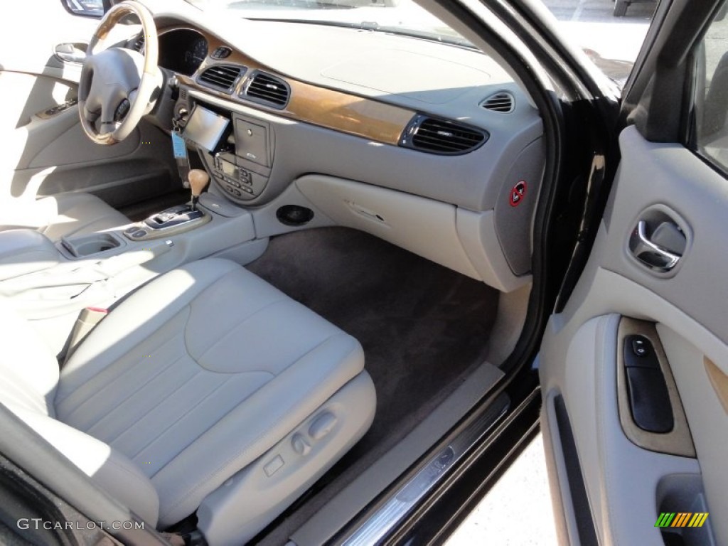 2001 Jaguar S-Type 4.0 interior Photo #55936629