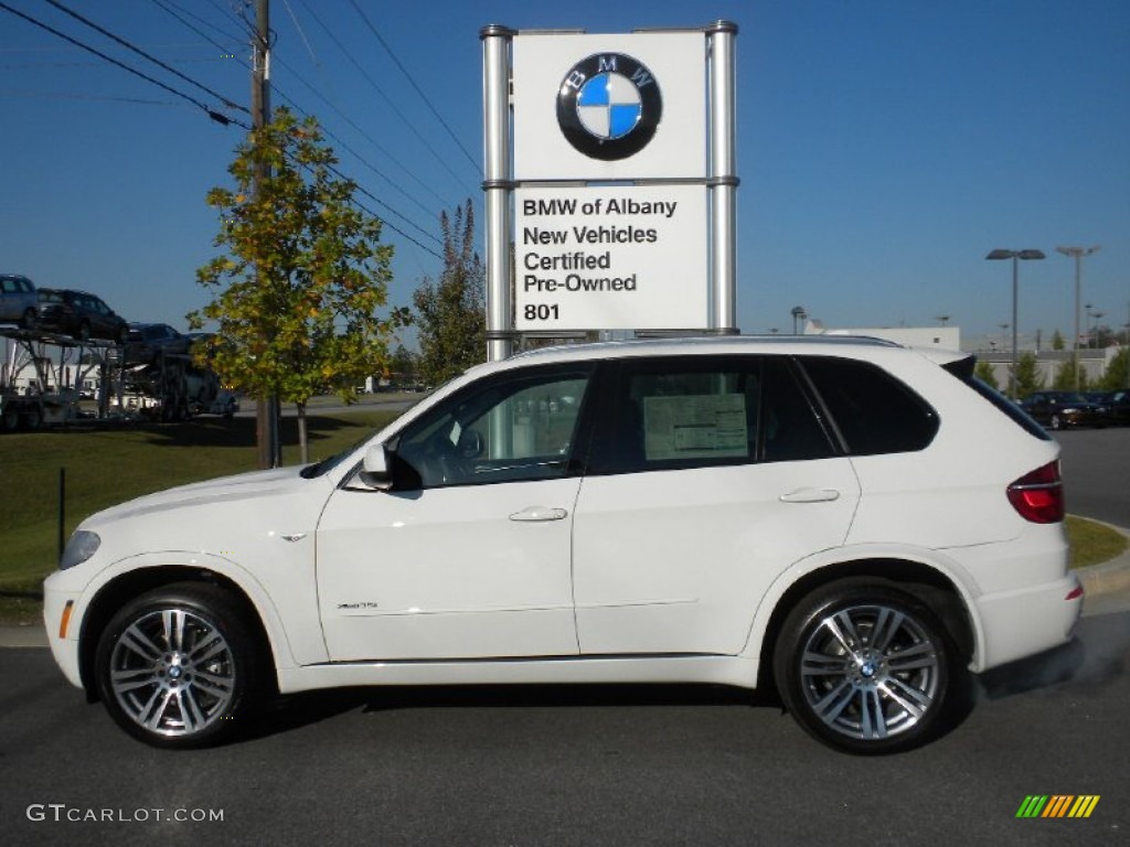 2012 X5 xDrive35i Sport Activity - Alpine White / Black photo #1
