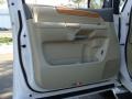 Tuscan Pearl White - QX 56 4WD Photo No. 11