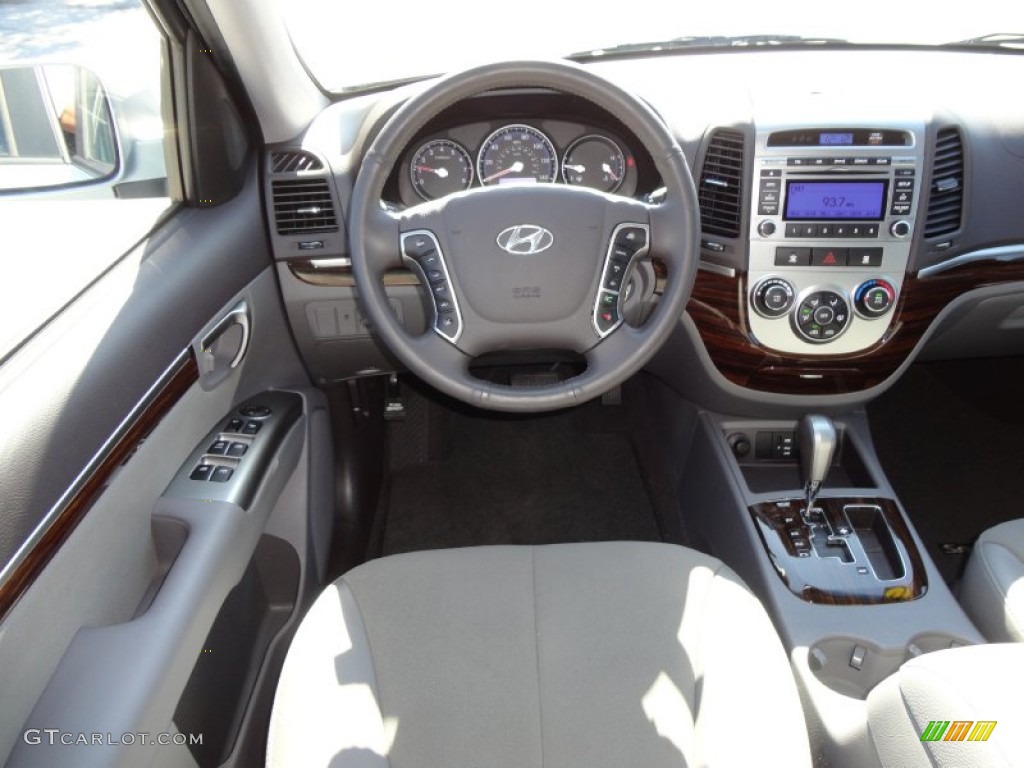 2010 Hyundai Santa Fe SE Gray Dashboard Photo #55941923