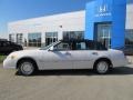 White Pearlescent Tri-Coat - Town Car Executive Photo No. 2