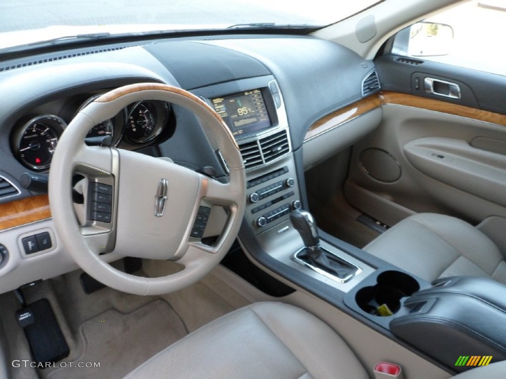 Light Stone Interior 2010 Lincoln MKT AWD Photo #55945196