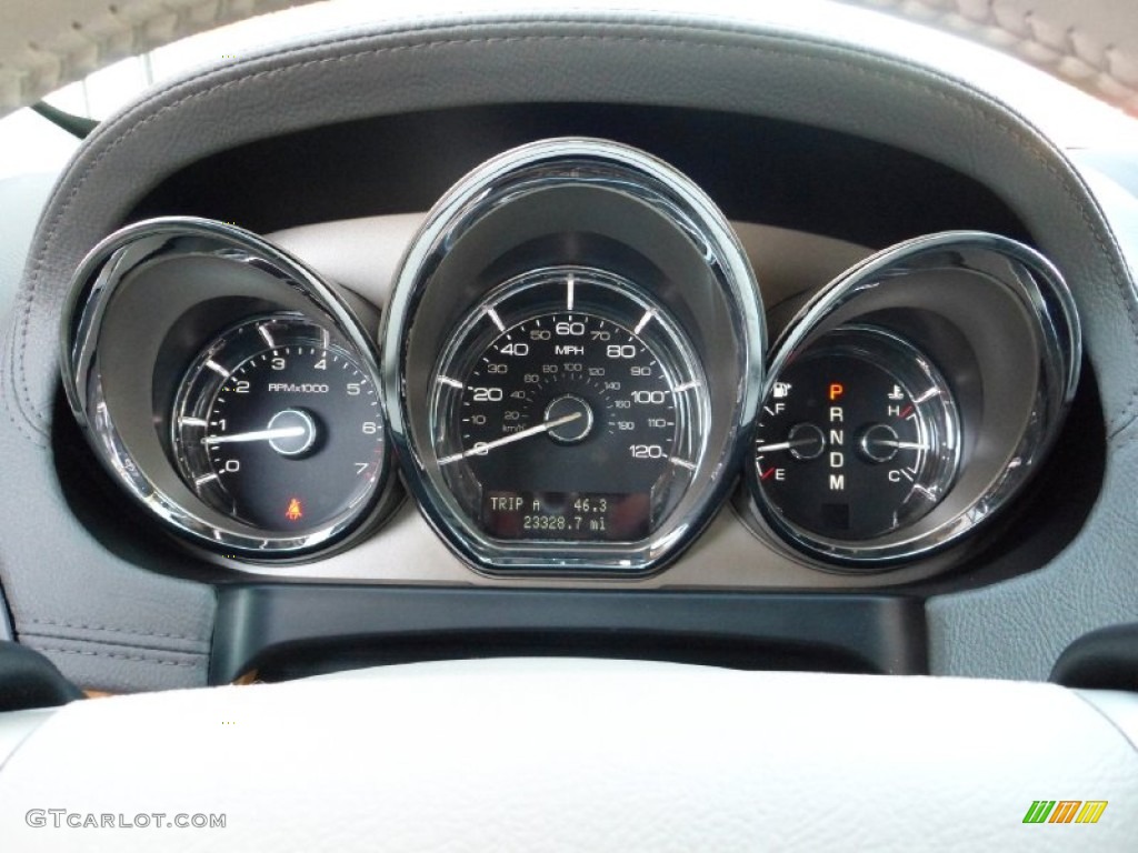 2010 Lincoln MKT AWD Gauges Photo #55945220