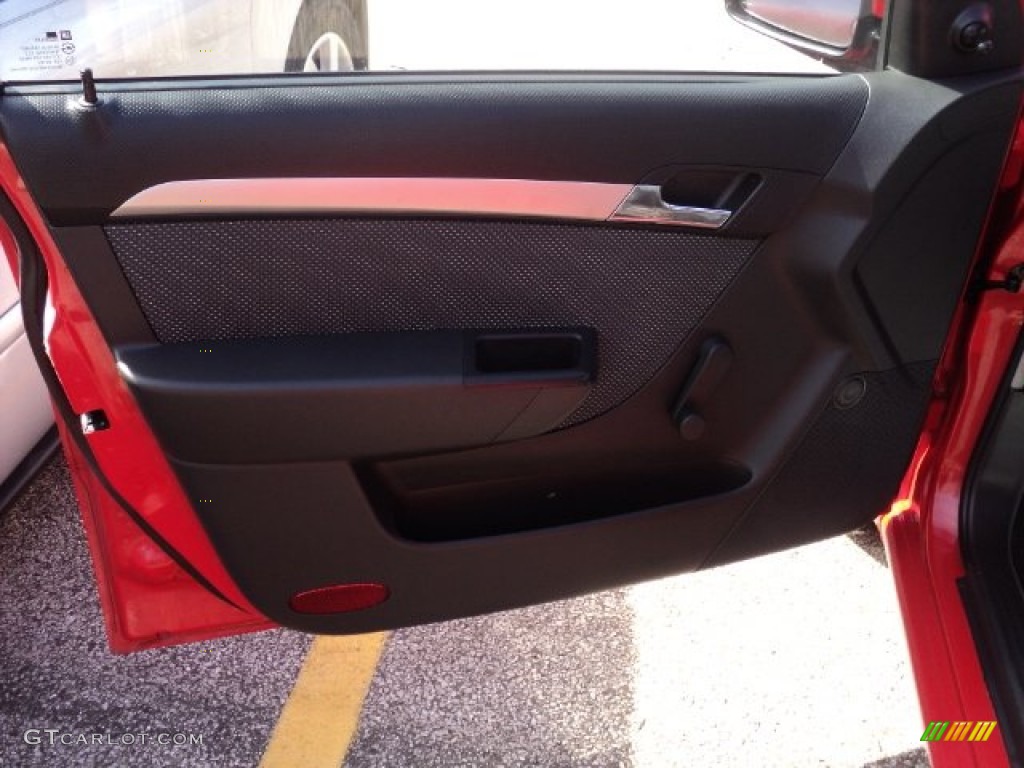 2010 Aveo LT Sedan - Victory Red / Charcoal photo #4