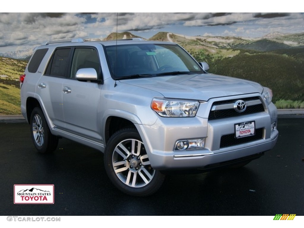 2011 4Runner Limited 4x4 - Classic Silver Metallic / Graphite photo #1