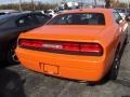 Header Orange - Challenger SXT Photo No. 4