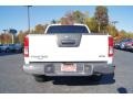 Avalanche White - Frontier NISMO Crew Cab 4x4 Photo No. 4