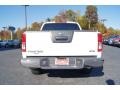 2007 Avalanche White Nissan Frontier NISMO Crew Cab 4x4  photo #4