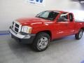 2005 Flame Red Dodge Dakota SLT Club Cab 4x4  photo #2