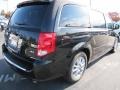 Brilliant Black Crystal Pearl - Grand Caravan R/T Photo No. 3