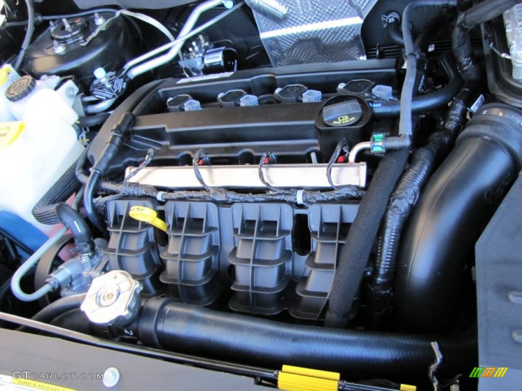 2012 Dodge Caliber SXT 2.0 Liter DOHC 16-Valve Dual VVT 4 Cylinder Engine Photo #55962768