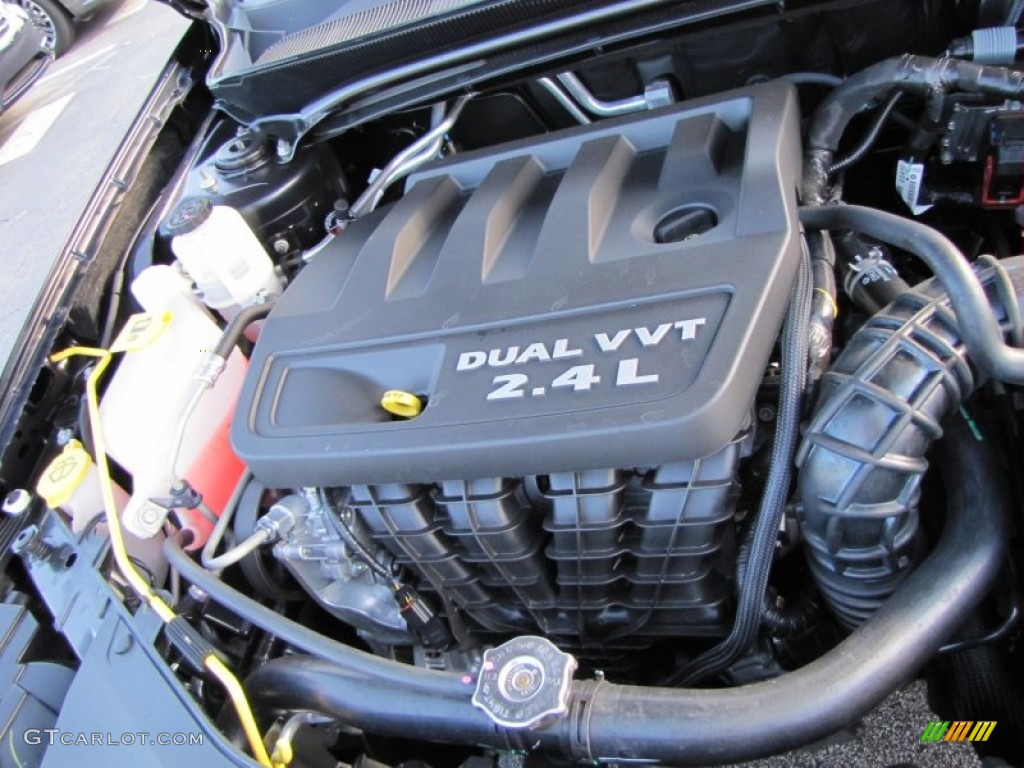 2012 Chrysler 200 Touring Sedan 2.4 Liter DOHC 16-Valve Dual VVT 4 Cylinder Engine Photo #55963515