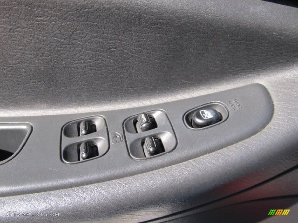 2005 Sebring Touring Sedan - Deep Red Pearl / Dark Slate Gray photo #18