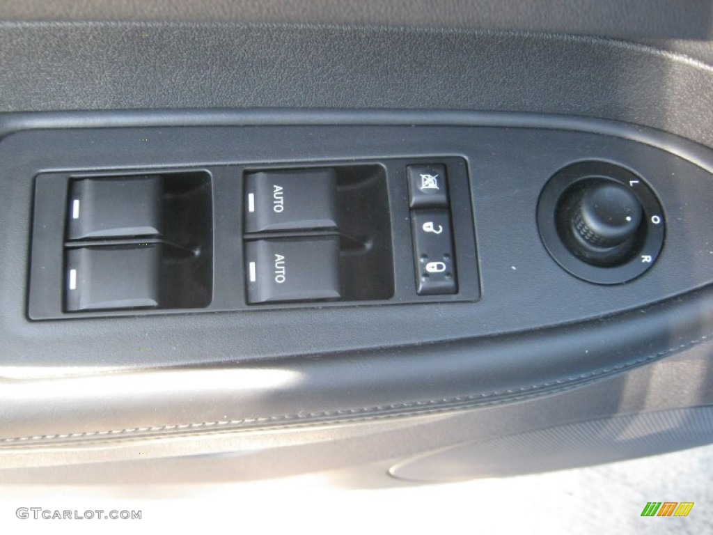 2008 Dodge Charger SRT-8 Super Bee Controls Photo #55967373