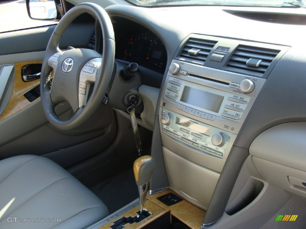 2007 Camry XLE - Black / Ash photo #15