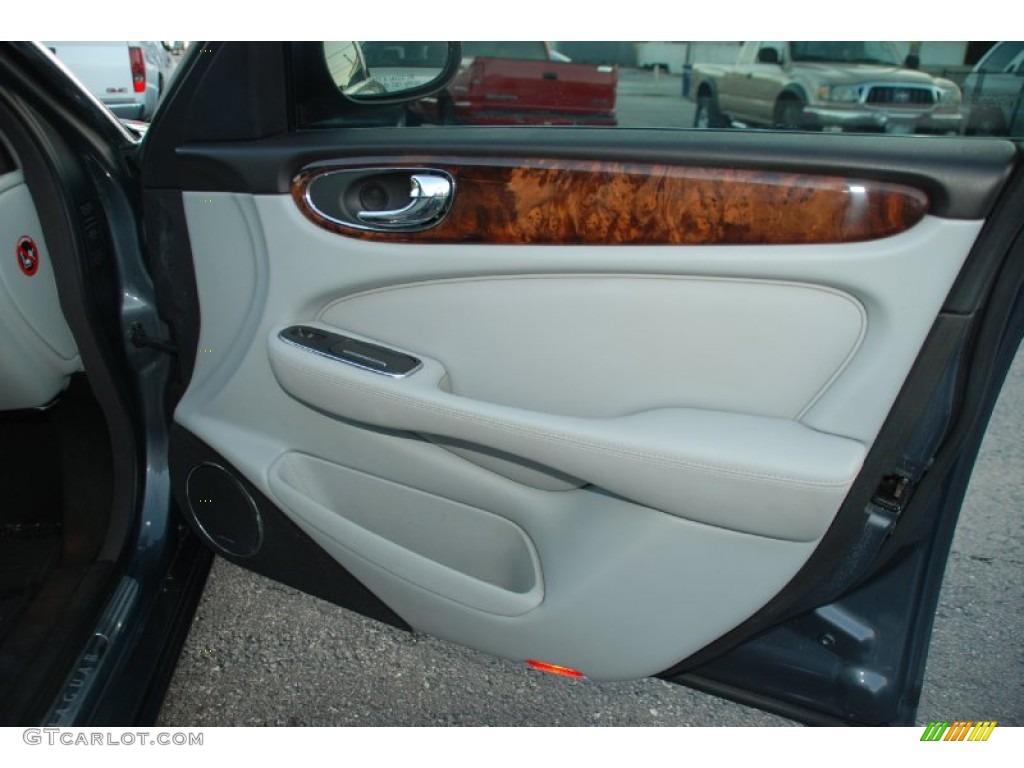 2004 Jaguar XJ XJR Dove Door Panel Photo #55969332