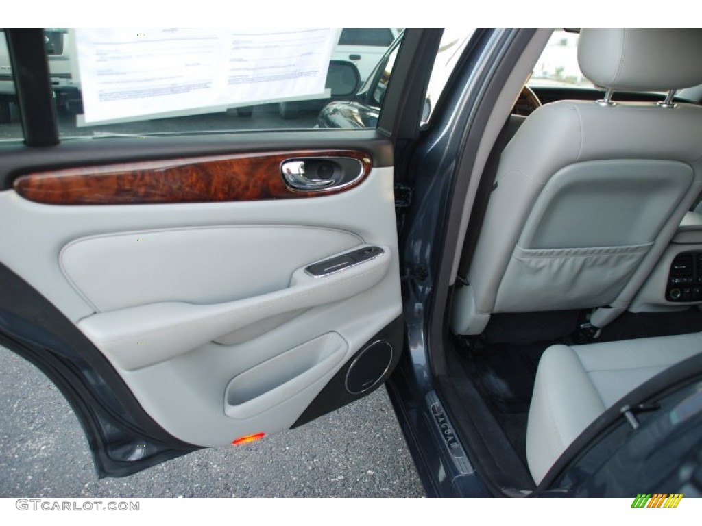 2004 Jaguar XJ XJR Dove Door Panel Photo #55969371
