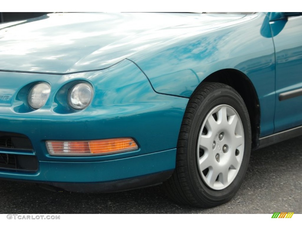 1994 Acura Integra LS Coupe Wheel Photos