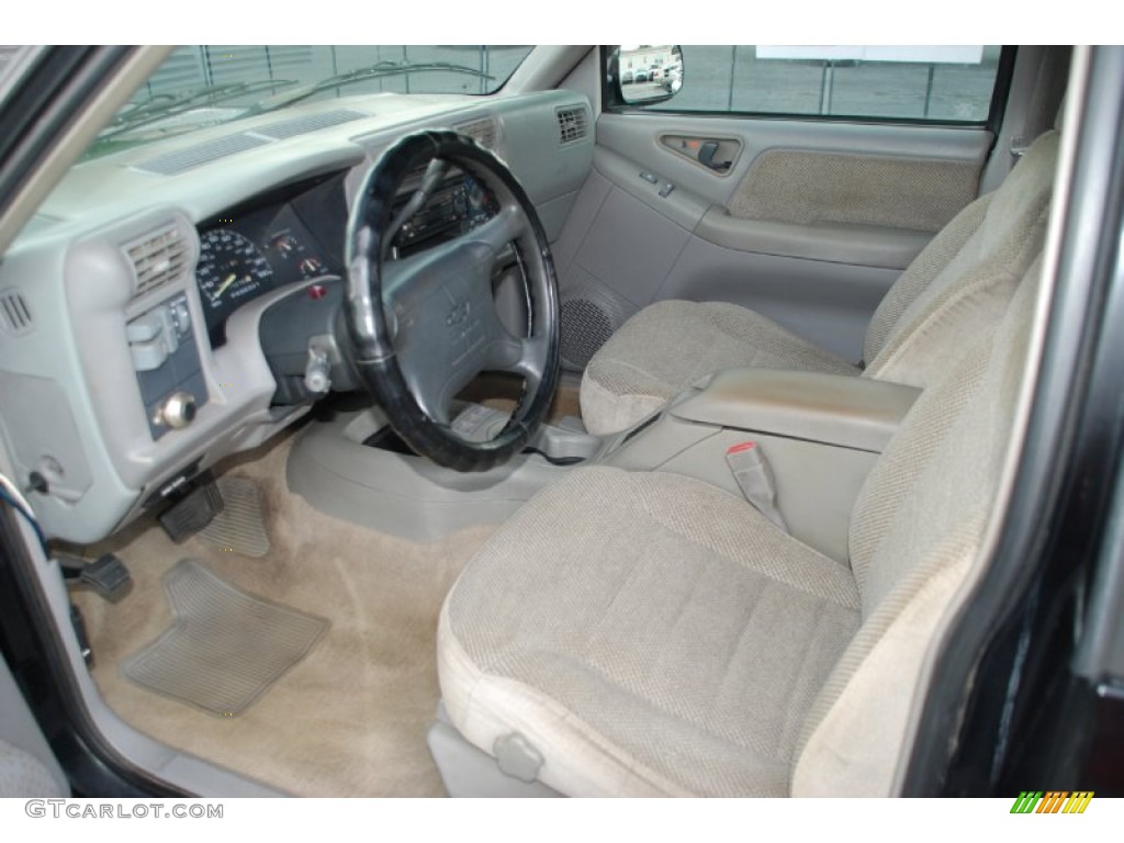 Gray Interior 1995 Chevrolet S10 LS Extended Cab Photo #55970262
