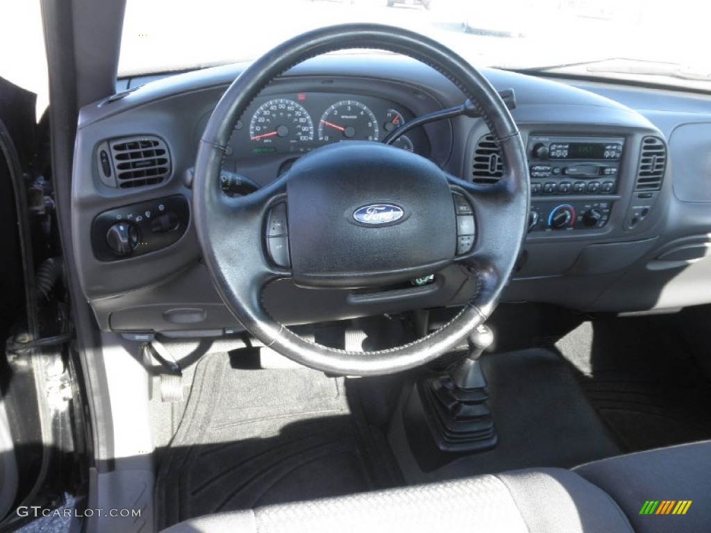 2002 Ford F150 Sport Regular Cab 4x4 Medium Graphite Steering Wheel Photo #55970580