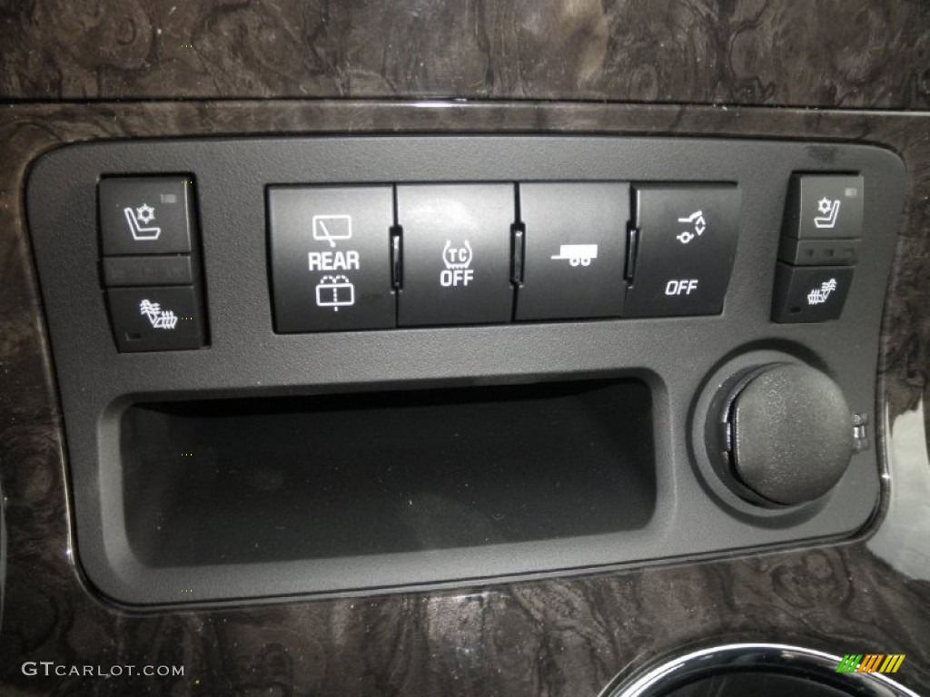 2012 GMC Acadia Denali Controls Photo #55971240