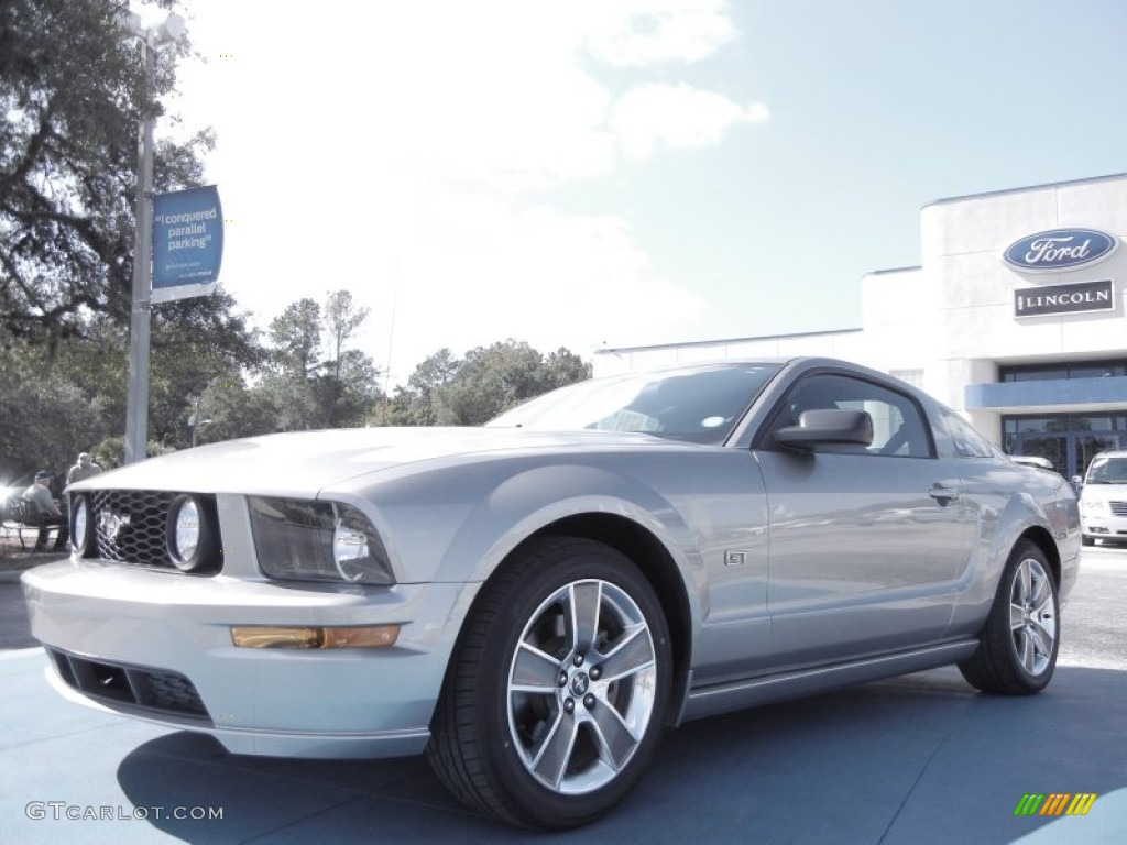 Vapor Silver Metallic 2008 Ford Mustang GT Deluxe Coupe Exterior Photo #55972949