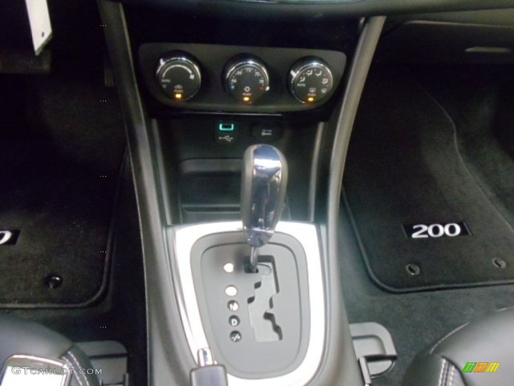 2012 Chrysler 200 S Sedan Transmission Photos