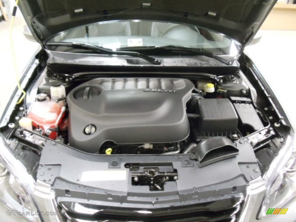 2012 Chrysler 200 S Sedan 3.6 Liter DOHC 24-Valve VVT Pentastar V6 Engine Photo #55973395
