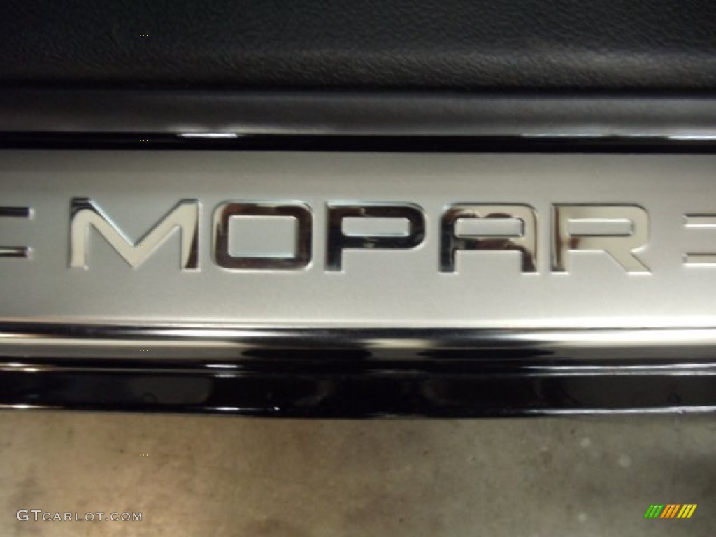 2011 Dodge Charger R/T Mopar '11 Marks and Logos Photo #55975660