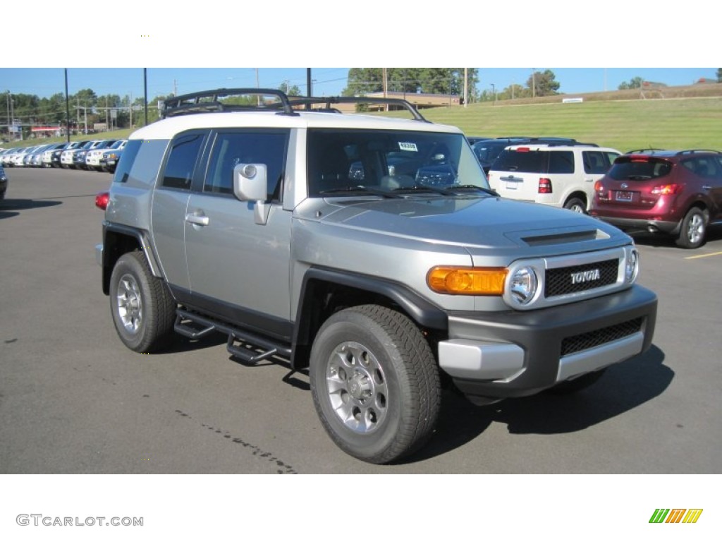 2012 FJ Cruiser 4WD - Silver Fresco Metallic / Dark Charcoal photo #7