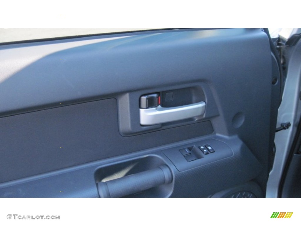 2012 FJ Cruiser 4WD - Silver Fresco Metallic / Dark Charcoal photo #15