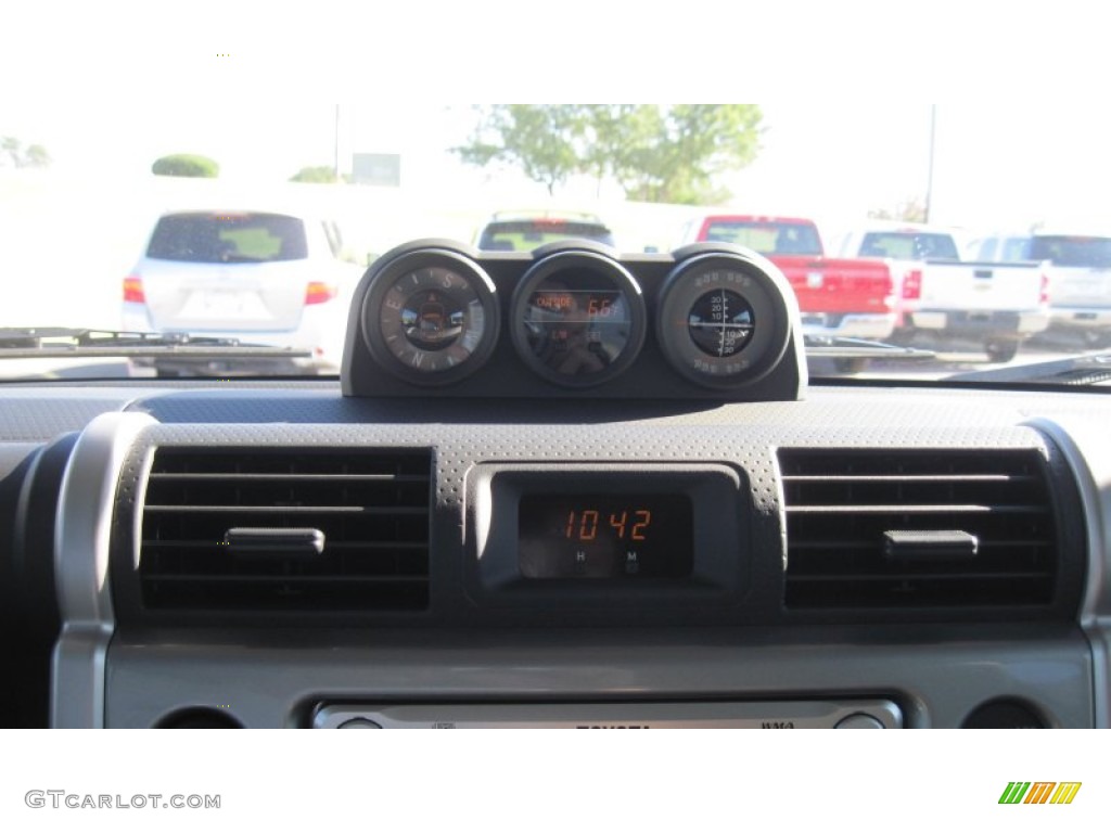 2012 FJ Cruiser 4WD - Silver Fresco Metallic / Dark Charcoal photo #22