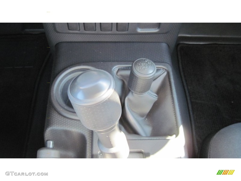 2012 FJ Cruiser 4WD - Silver Fresco Metallic / Dark Charcoal photo #25