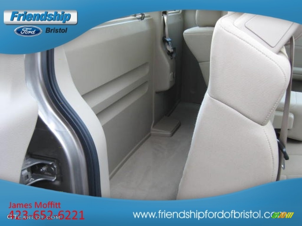2006 F150 XL Regular Cab 4x4 - Arizona Beige Metallic / Tan photo #19