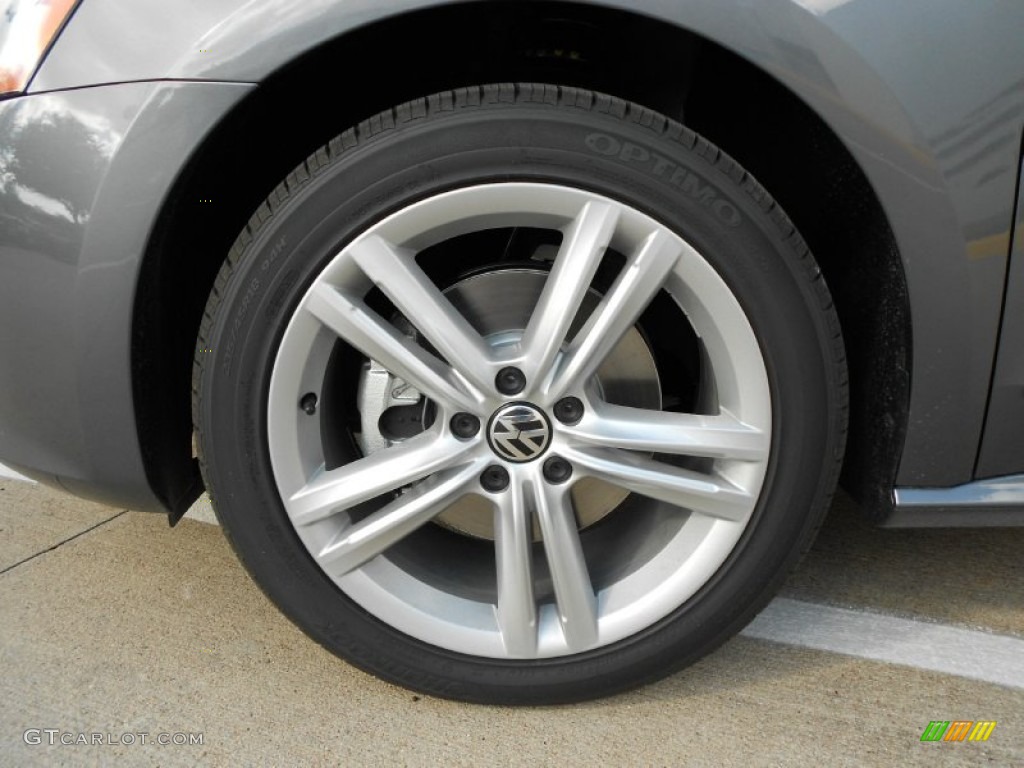 2012 Volkswagen Passat V6 SEL Wheel Photo #55980838