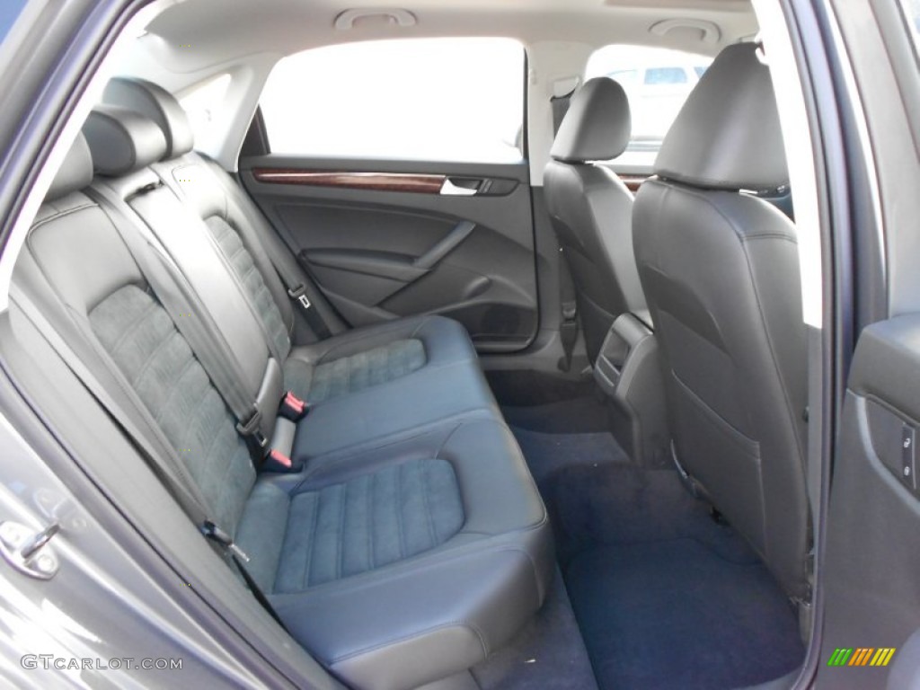 Titan Black Interior 2012 Volkswagen Passat V6 SEL Photo #55980883