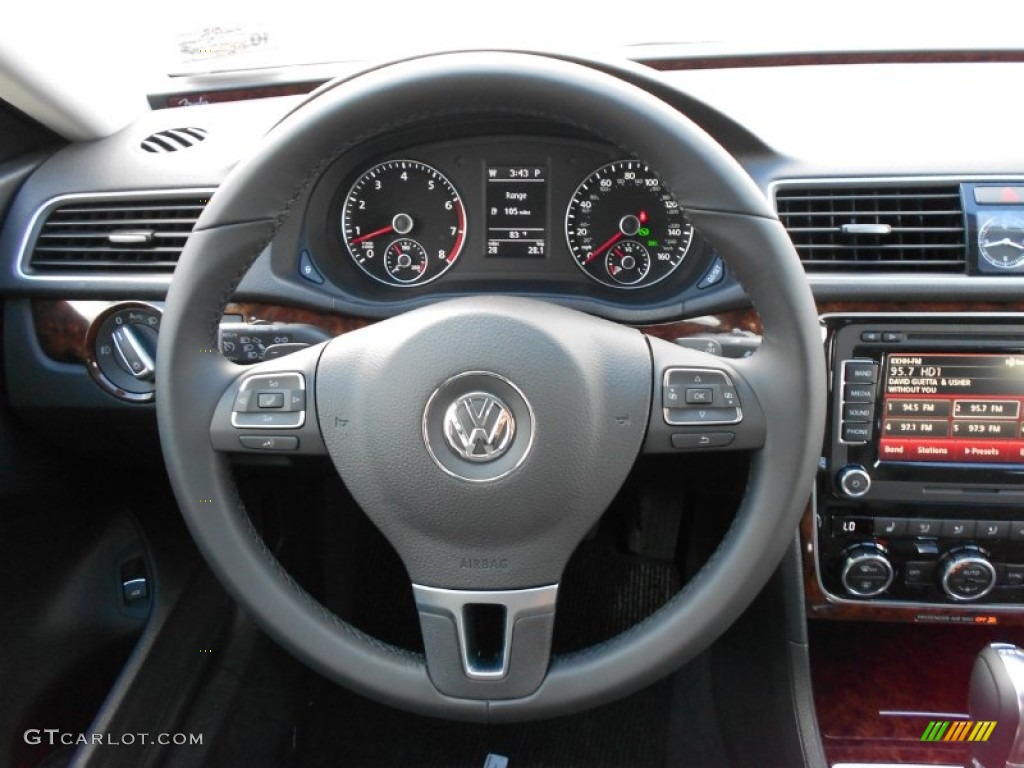 2012 Volkswagen Passat V6 SEL Titan Black Steering Wheel Photo #55980901