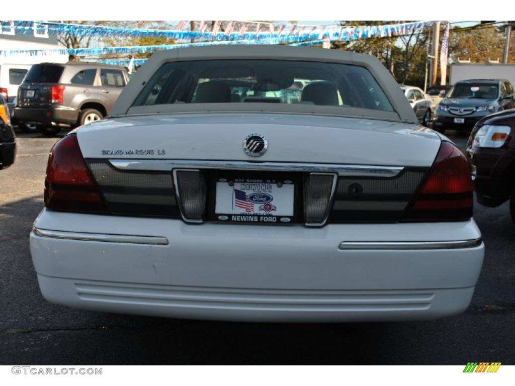 2006 Grand Marquis LS - Vibrant White / Medium Light Stone photo #5