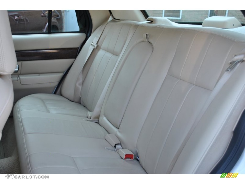 2006 Grand Marquis LS - Vibrant White / Medium Light Stone photo #16