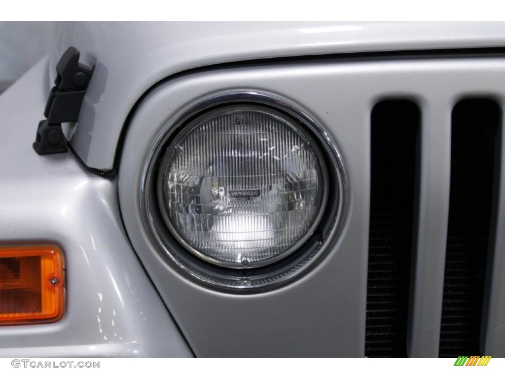 2004 Wrangler X 4x4 - Bright Silver Metallic / Dark Slate Gray photo #5