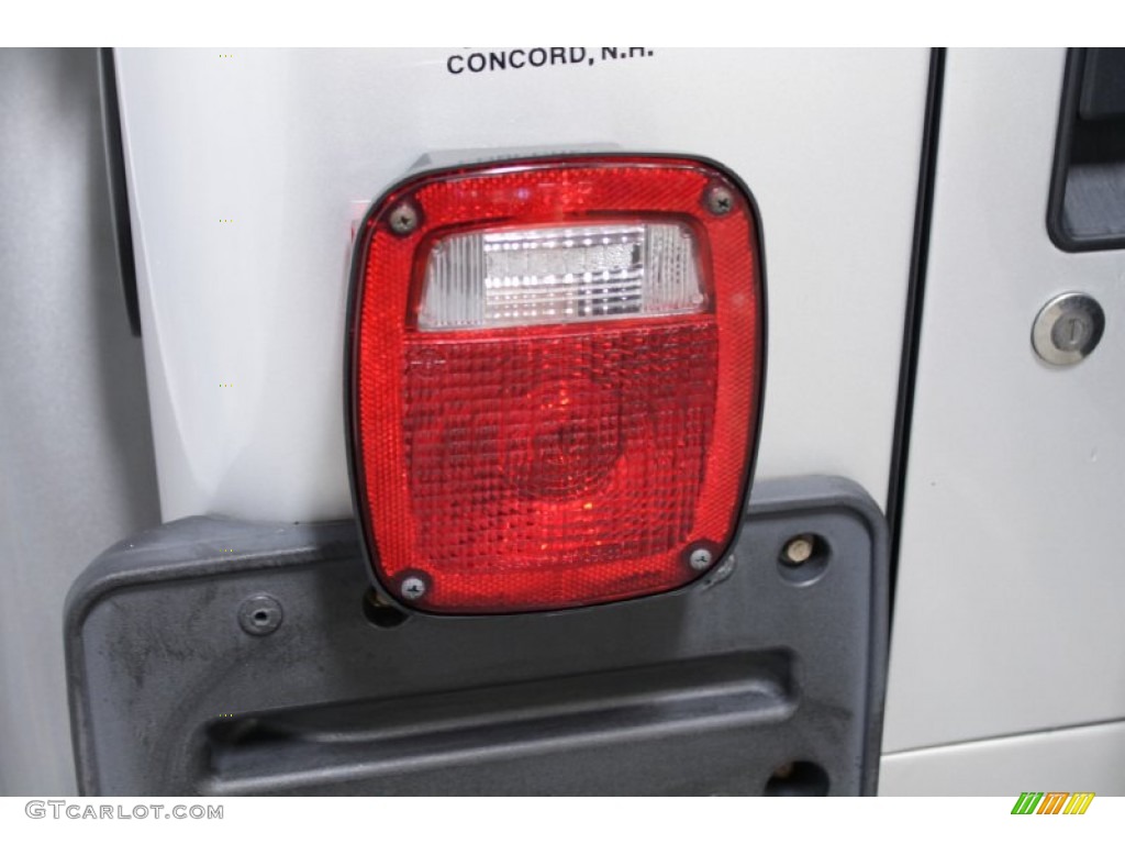 2004 Wrangler X 4x4 - Bright Silver Metallic / Dark Slate Gray photo #12