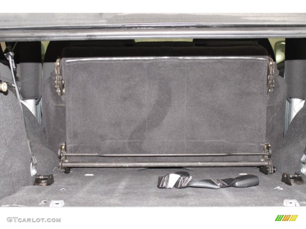 2004 Wrangler X 4x4 - Bright Silver Metallic / Dark Slate Gray photo #13